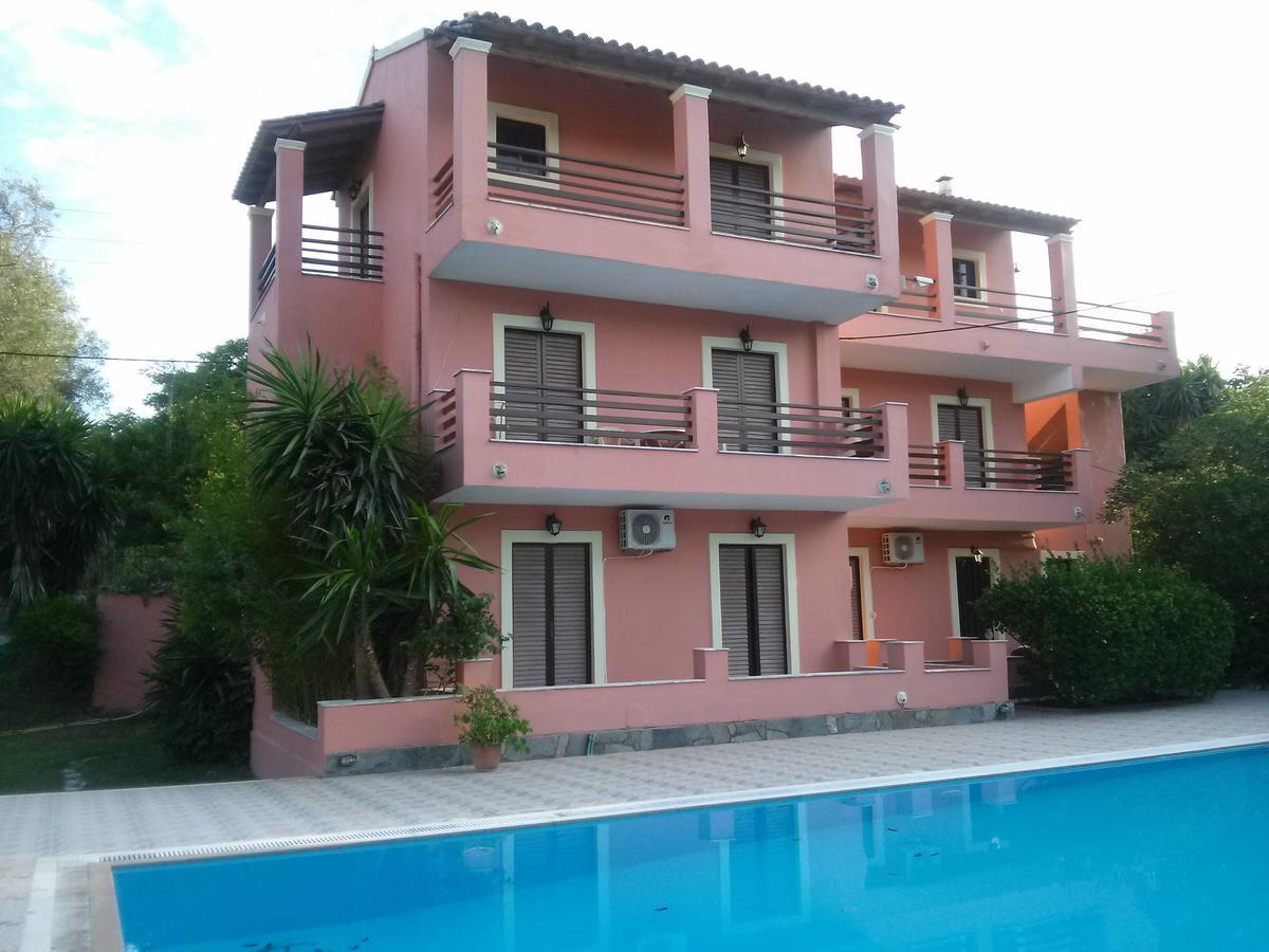 Stathis Apartments Dassia  Bagian luar foto