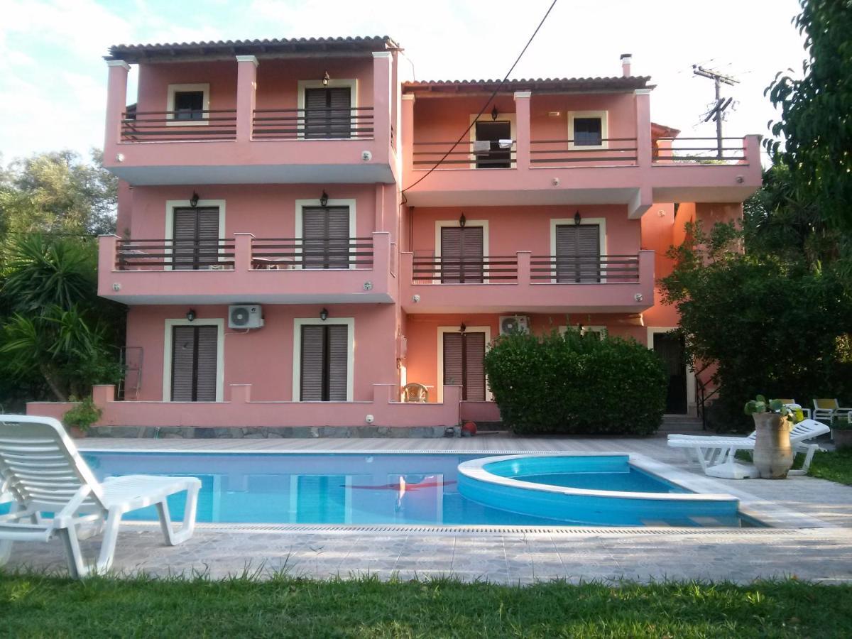 Stathis Apartments Dassia  Bagian luar foto